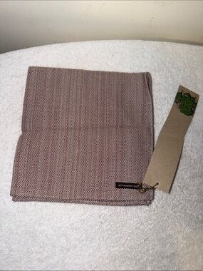 GRNAPPLETREE Textured Dusty Rose Handkerchief
